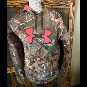 Girls Large Youth Underarmour Realtree Camo hoodie